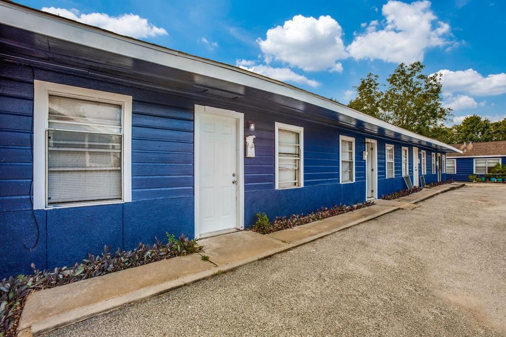 Foto principal - 7002 Capitol St