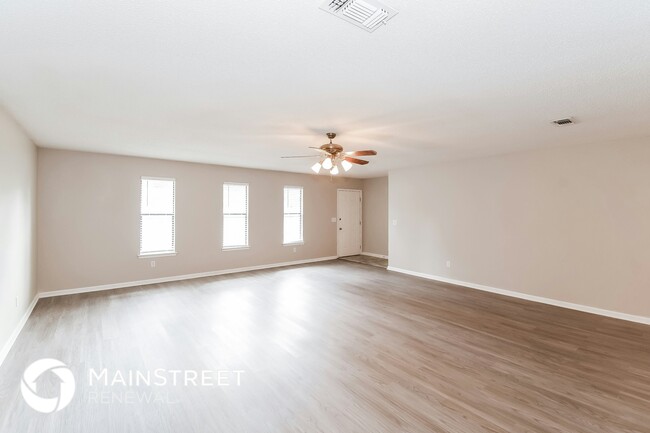 Foto del edificio - 2932 Olson Ln N
