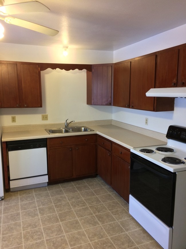 Foto del edificio - 167 Lakewood Gardens Cir