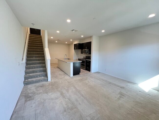 Plano de planta abierto - 938 E Weaver Ln