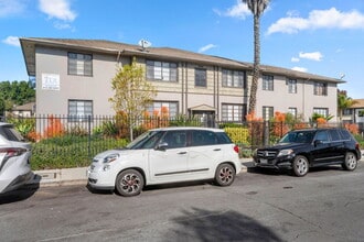 Building Photo - 4316 Santa Rosalia Dr
