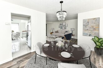 Building Photo - 10204 Bushman Dr