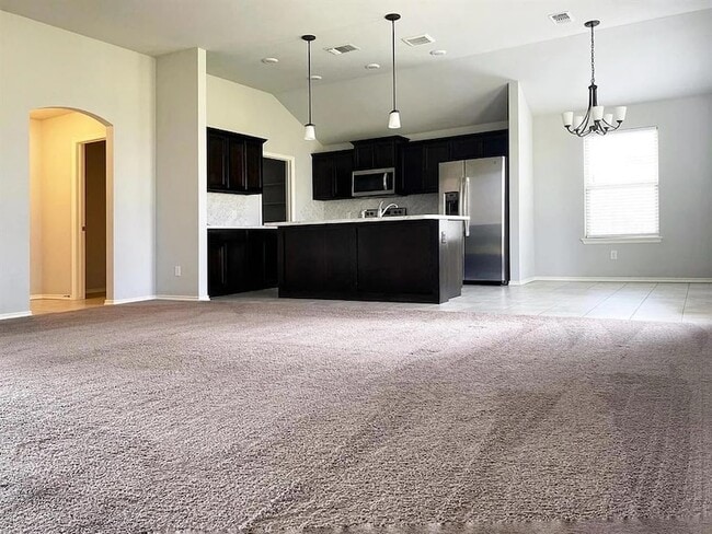 Building Photo - 15521 Rosedown Dr