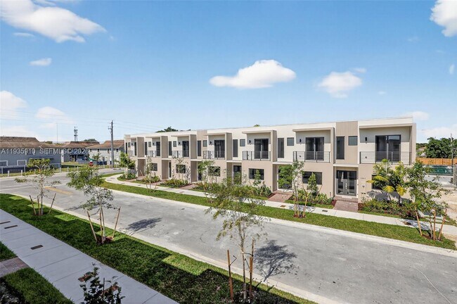 Foto del edificio - 13872 SW 262nd St