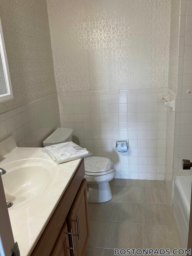 Foto del edificio - 385 Massachusetts Ave