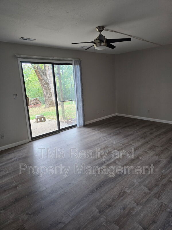 Building Photo - 2514 Ousdahl Rd