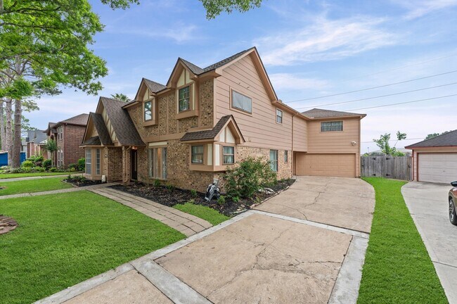 Foto del edificio - 110 Shadow Wood Dr