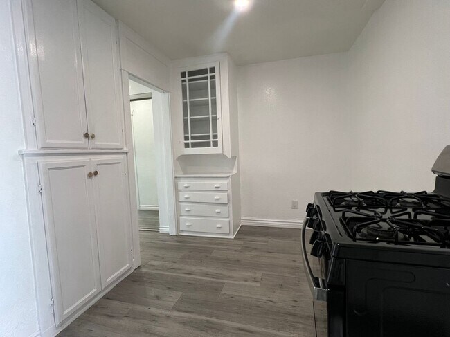 Foto del edificio - 720 N Guadalupe Ave