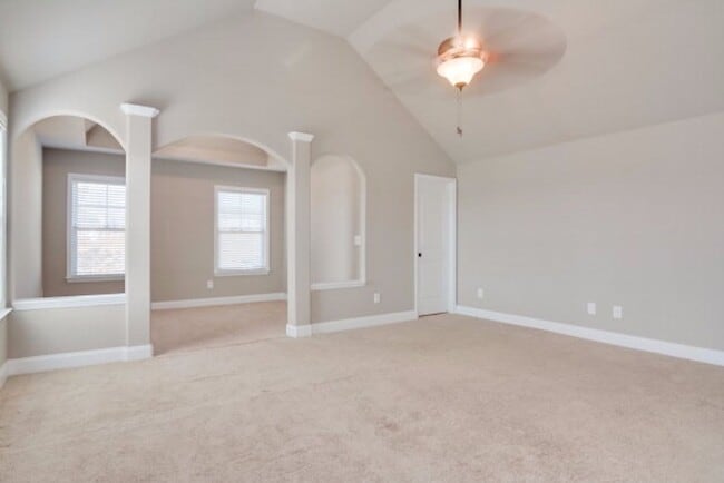 Building Photo - 260 Wentworth Pl