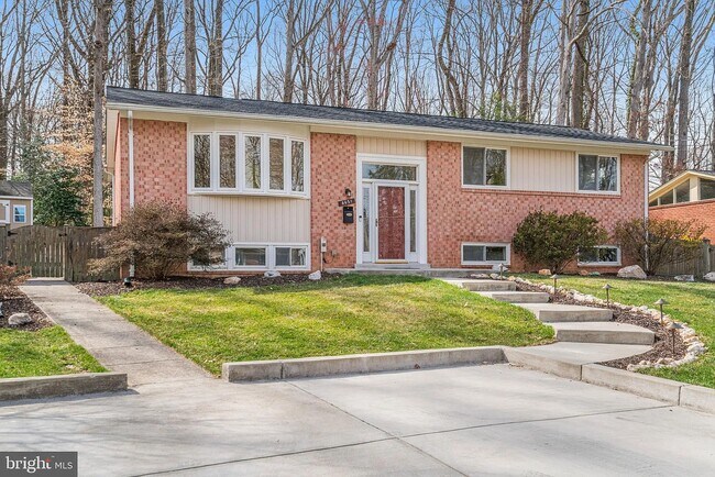 Foto del edificio - 8651 Cromwell Dr