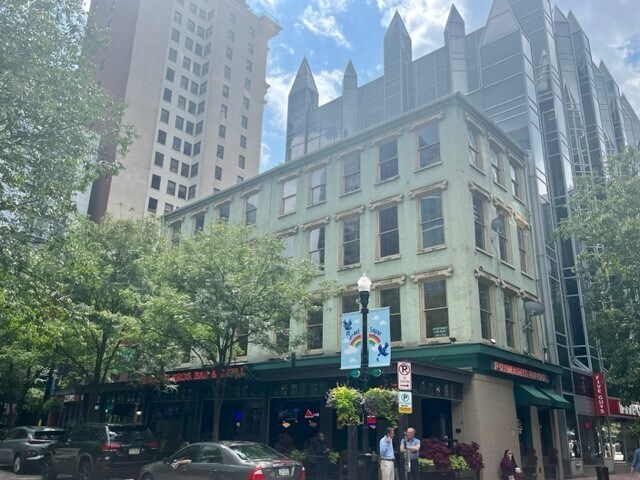 Historic Building - 2 Market Sq