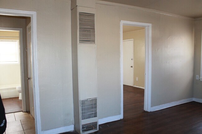 Foto del edificio - Affordable 2 Bedroom House-*PROMO FIRST FULL MONTH FREE!