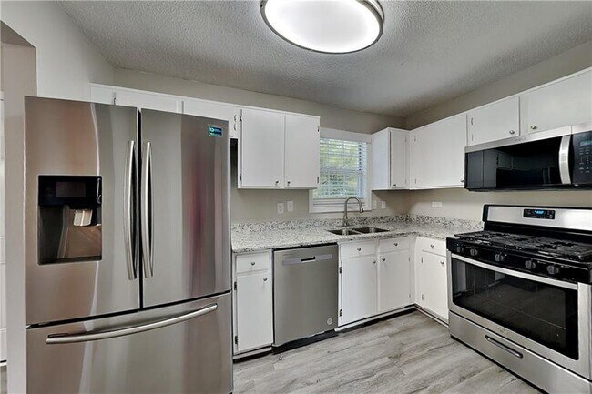 Foto del edificio - 108 Ivy Trace Ln