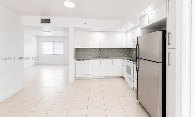 Building Photo - 8700 SW 133rd Avenue Rd