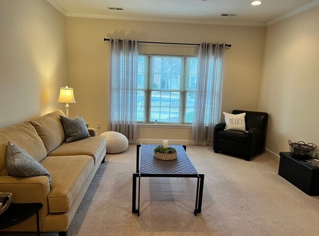 Interior Photo - The Hillside