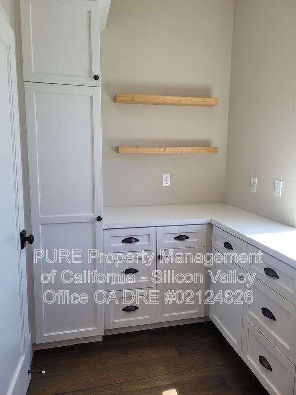 Building Photo - 126 Lottie Ln