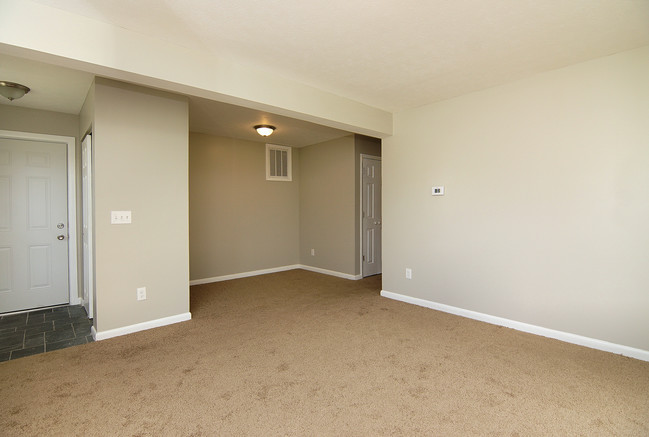 Building Photo - 1095 Parkridge Ct