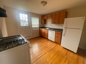 Building Photo - 18 Congress Pl