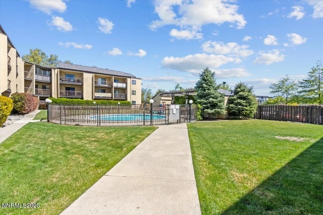 Building Photo - 2450 Lymbery St