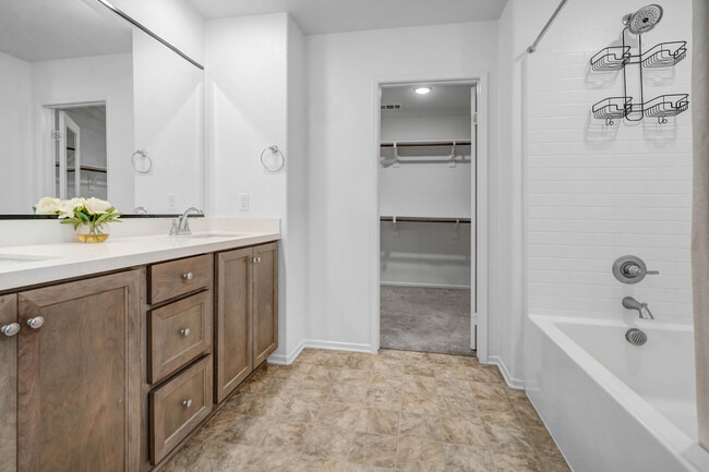 Building Photo - 32964 Pacifica Pl