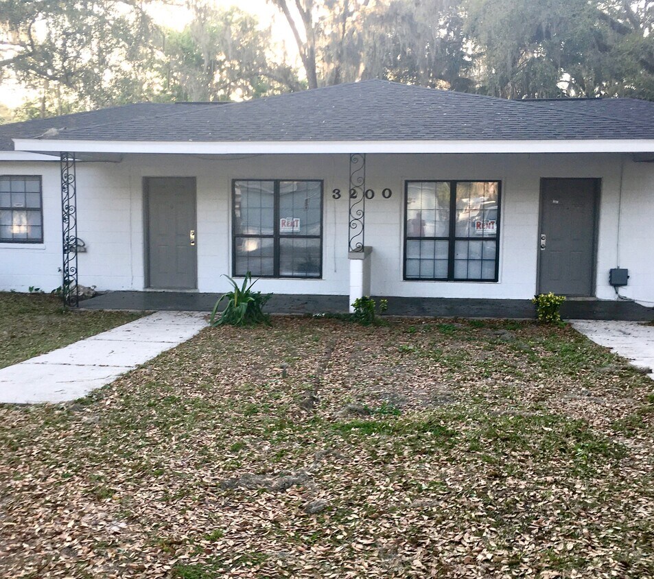 3200 NE 56th Ave, Silver Springs, FL 34488 Apartments in Silver