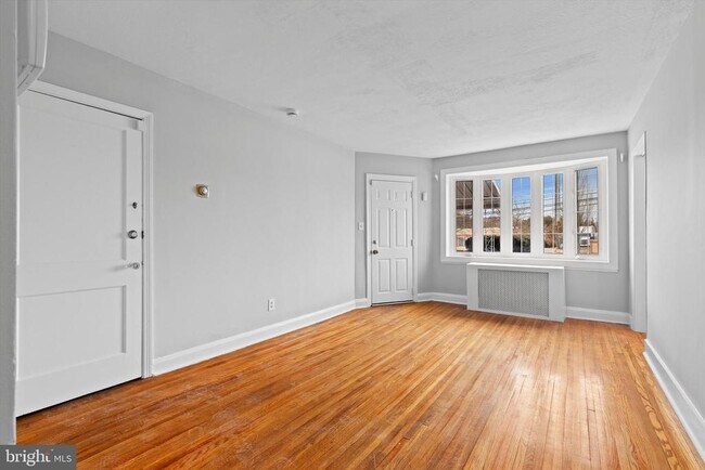 Foto del edificio - 1315 Taylor Ave