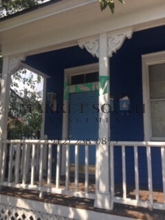 Foto del edificio - 210 E Anderson St
