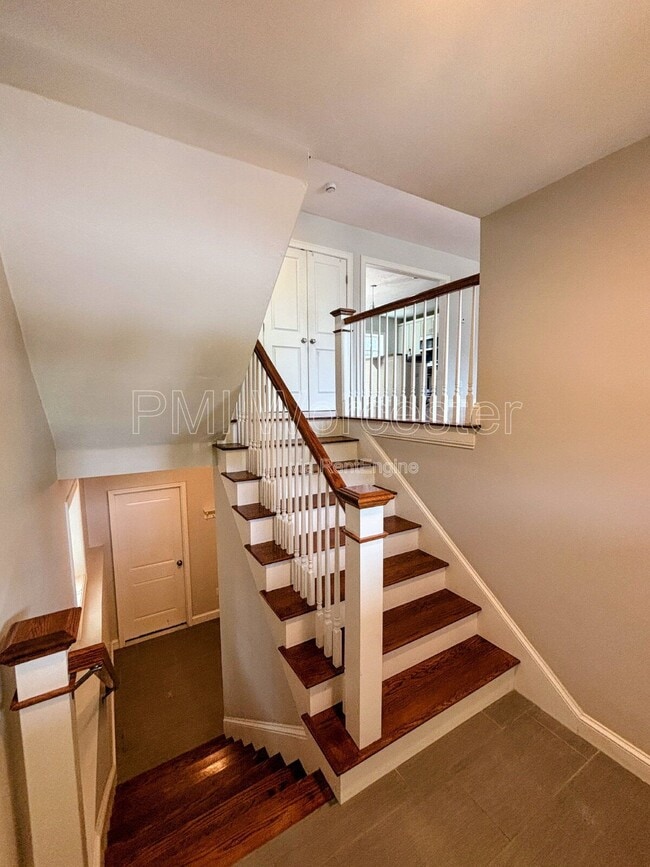 Building Photo - 47 Eustis St