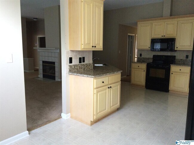 Building Photo - 115 Garden Brook Dr