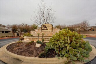 Building Photo - 12500 Piper Ct