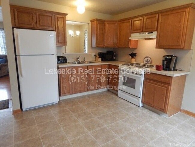 Foto del edificio - 711 Logan St SE