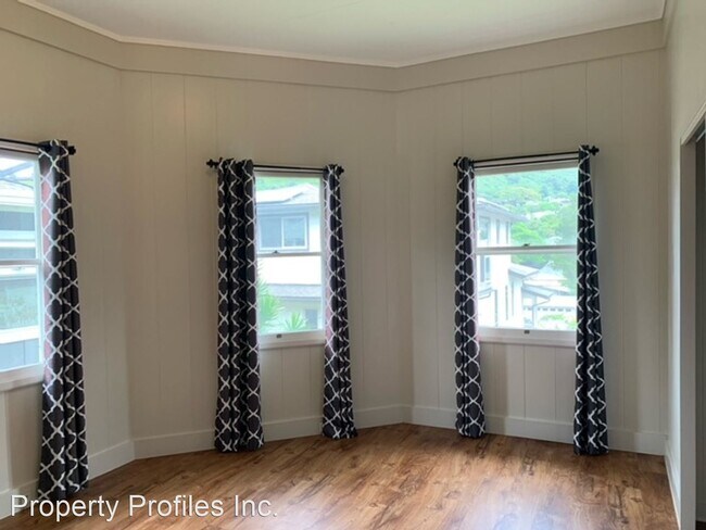 Building Photo - 3 br, 1.5 bath House - 2056 KAKELA DRIVE