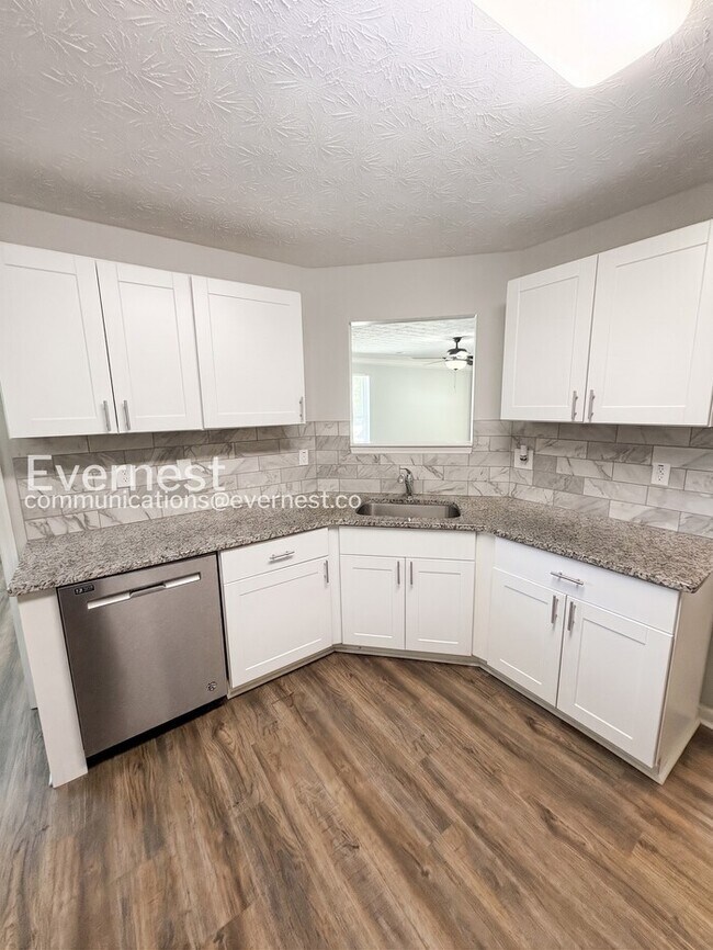 Foto del edificio - 459 Sawtooth Ln