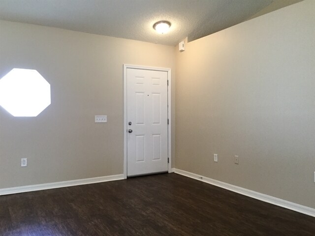Building Photo - 1163 Saint Tropez Court