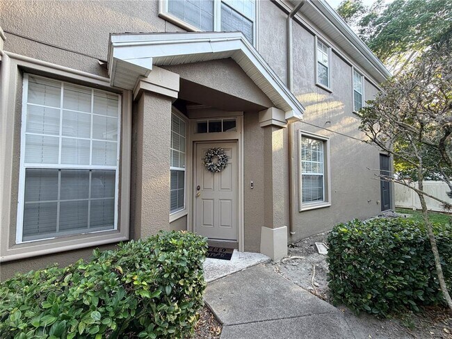 Foto del edificio - 4212 Bismarck Palm Dr