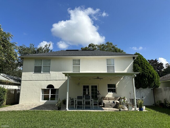 Foto del edificio - 4 br, 2.5 bath House - 12552 Ash Harbor Drive