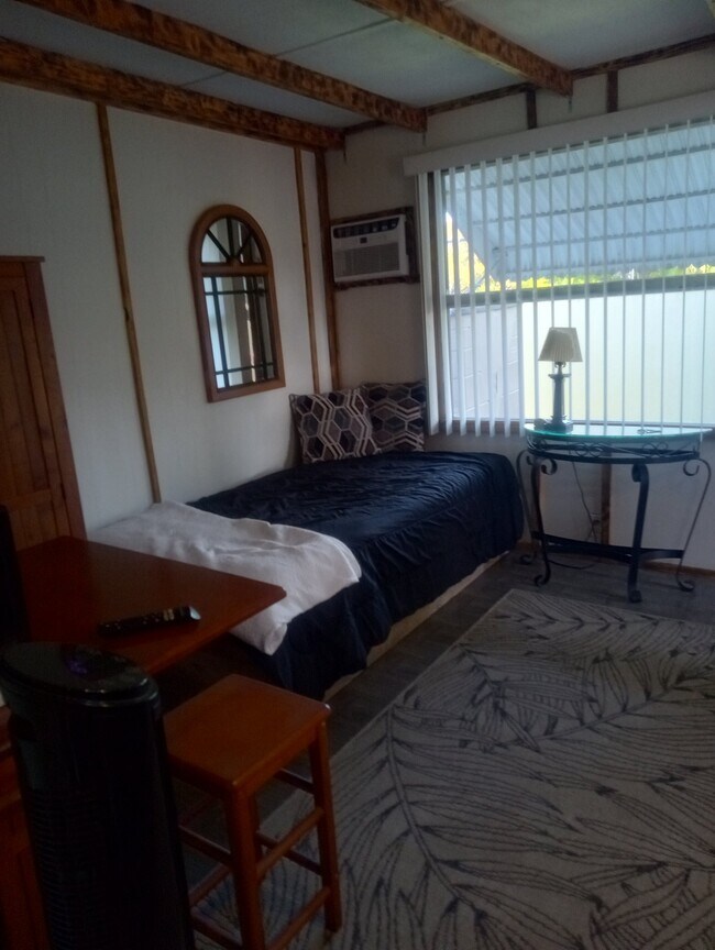 Foto del edificio - 200 NW 48th Ct