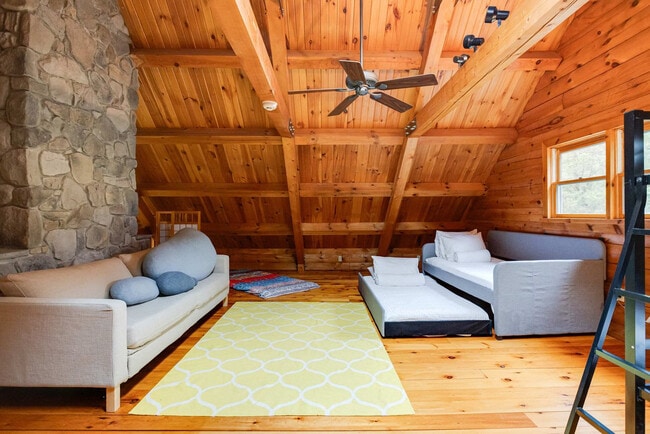 Building Photo - 4705 Horizon Ln