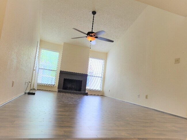 Living Room - 7900 N Stadium Dr