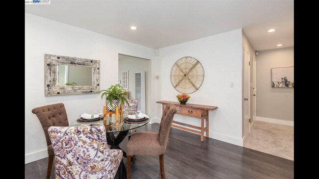 Building Photo - 14837 Western Ave