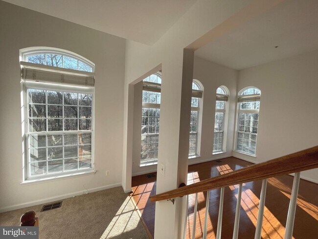 Building Photo - 12302 Open View Ln