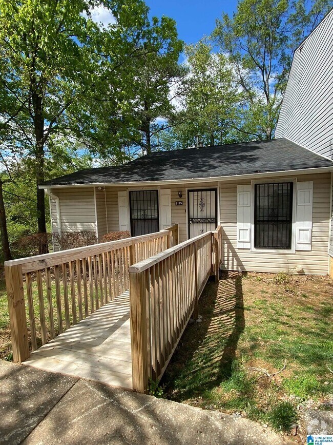 Crestwood Townhomes Condos for Rent Birmingham, AL 1 Rentals