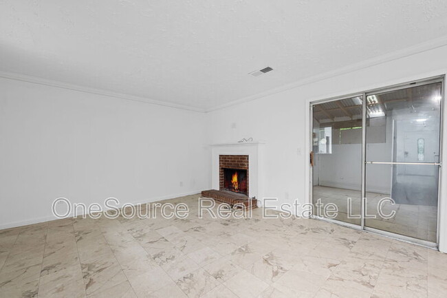 Foto del edificio - 1086 Huntington Trce SE