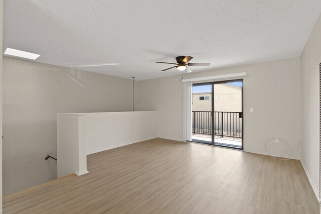 Foto del edificio - 16842 Hoskins Lane