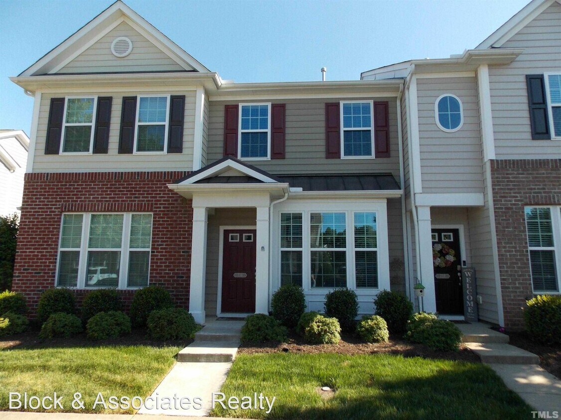 Primary Photo - 2 br, 2.5 bath House - 736 Cupola Drive