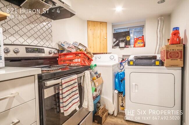 Photo du bâtiment - Annex Two Bedroom - U of T Annex Mansion