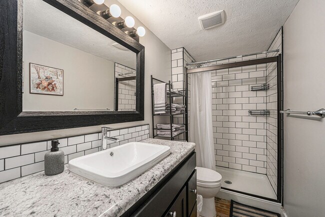 Foto del edificio - 149 Valley Ave SW