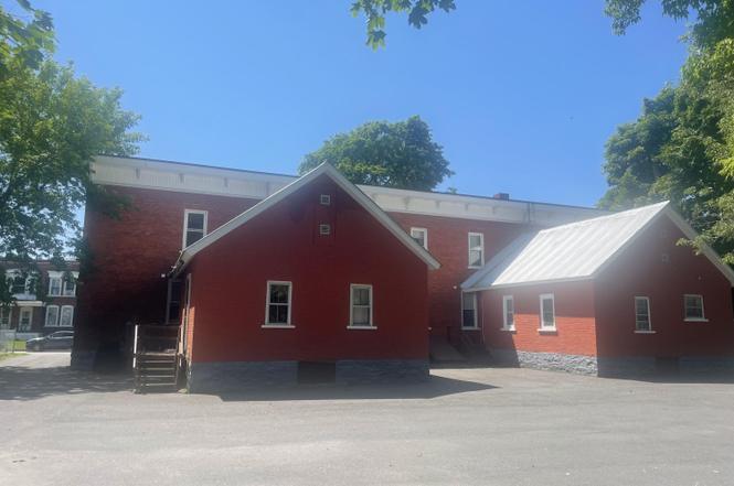 Building Photo - 15 LLC- 21-27 Durand St.