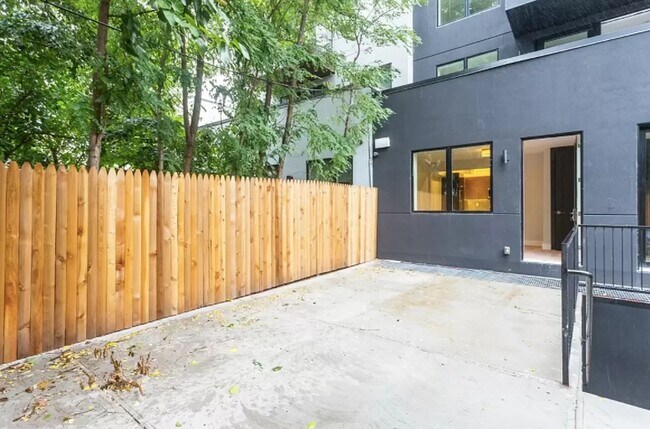 Building Photo - 655 Quincy Street