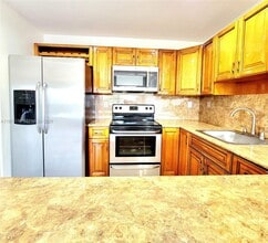 Building Photo - 13271 SW 17th Ln